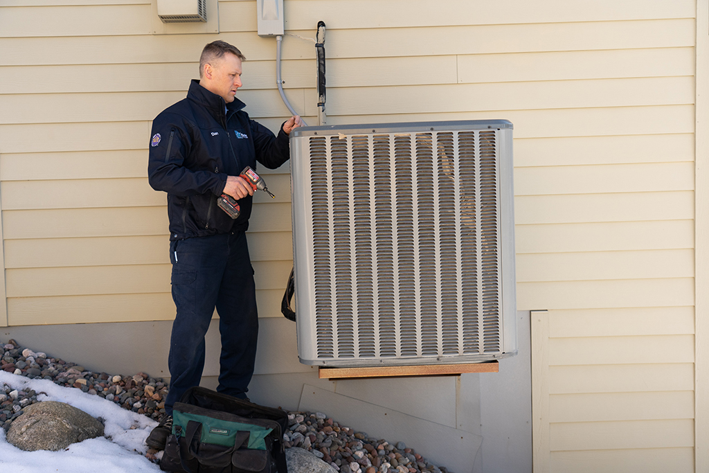 Choosing-the-Right-Go-To-Professional-Heating-and-Air-Conditioning-Repair-Expert-_-Minneapolis,-MN